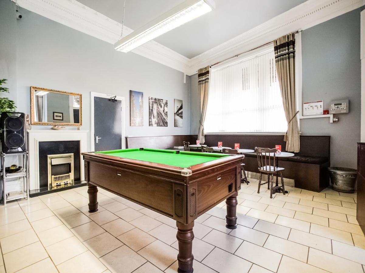 Newcastle West Hotel & Bar Eksteriør bilde